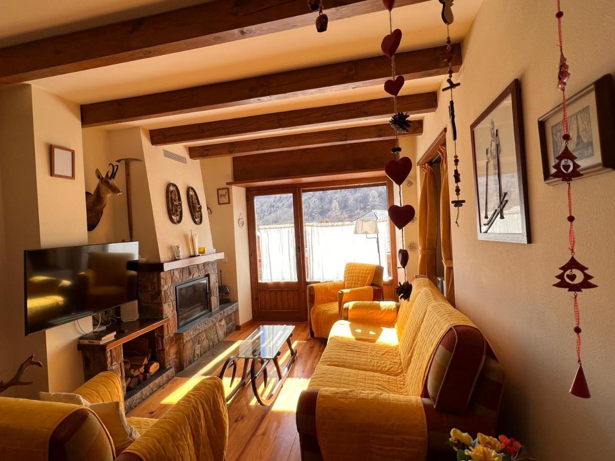 El Duplex De Espot - L'Amfitriona Apartment Ngoại thất bức ảnh